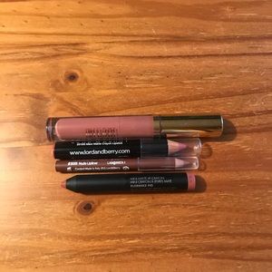 Lip set of 4